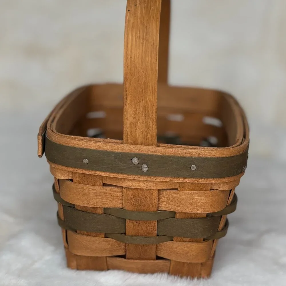 Longaberger Small Vintage 1987 Christmas Mistletoe Basket With Green Stripes